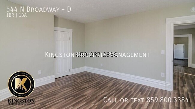 Building Photo - 544 N Broadway St