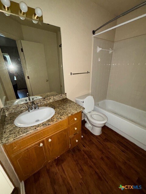 Building Photo - 4411 Abigail Dr
