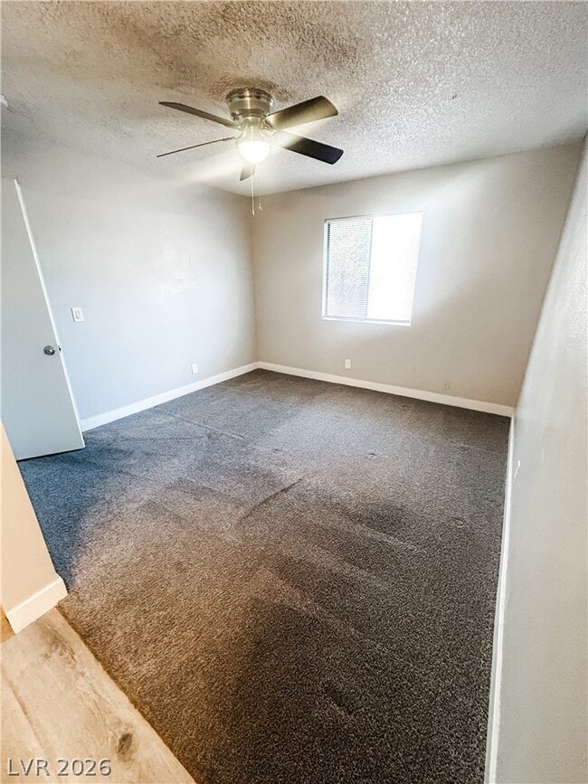 Building Photo - 1305 Kari Lee Ct