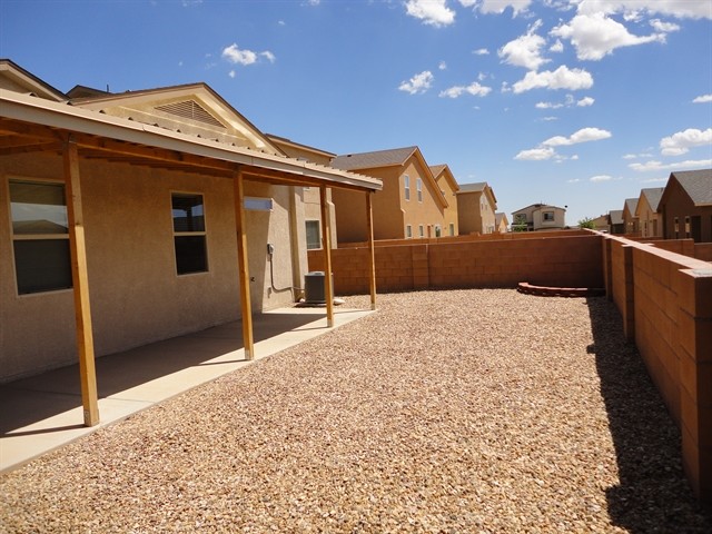 Building Photo - 1251 Desert Paintbrush Loop NE