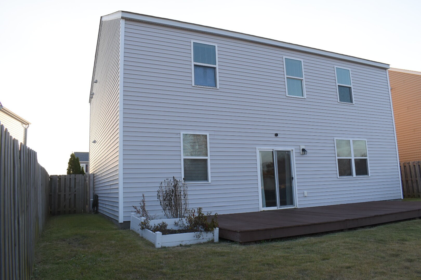 Building Photo - 145 Presley Ln