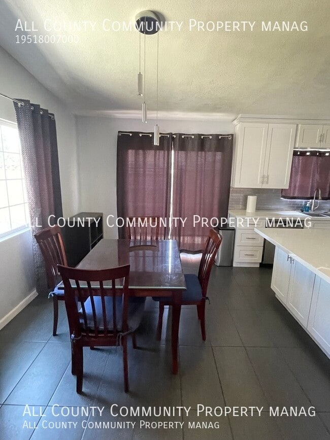 Building Photo - 16334 Lawnwood St