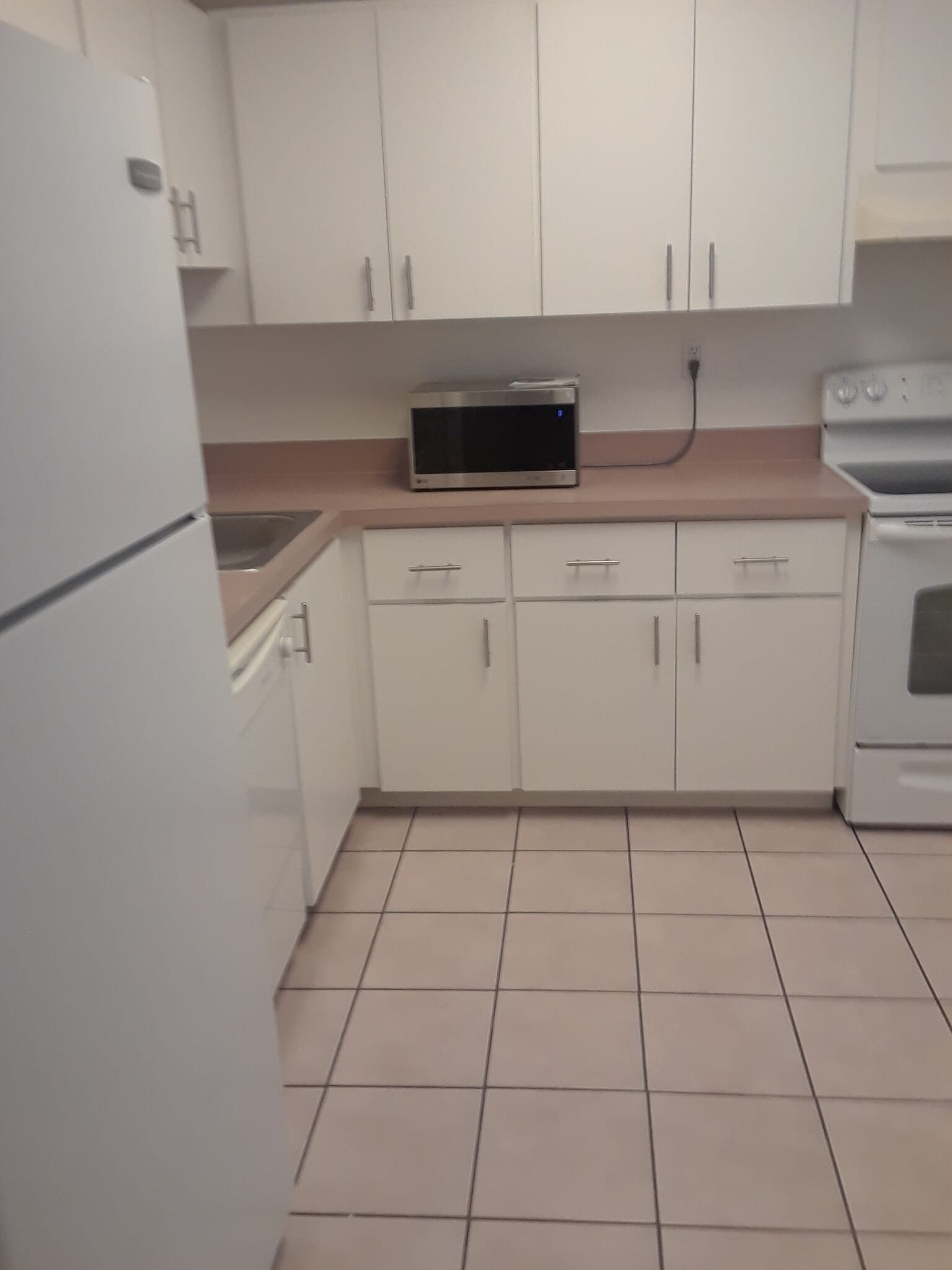 Eat in Kitchen - 8103 Camino Real