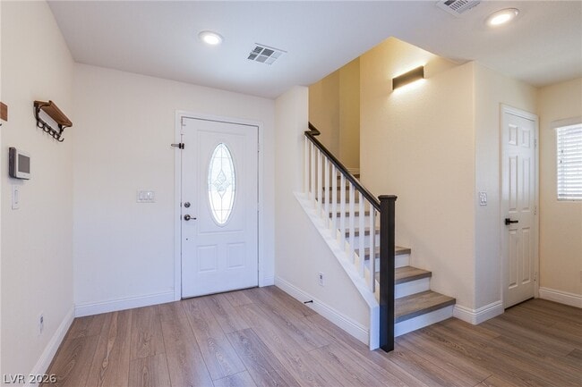 Building Photo - 10417 Badger Ravine St