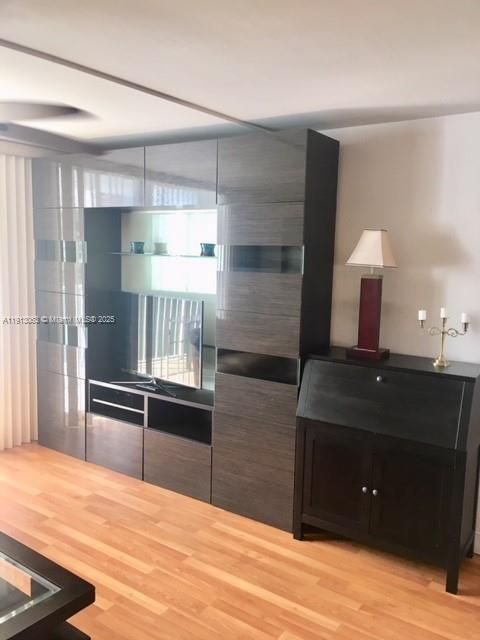 Building Photo - 4000 NE 169th St