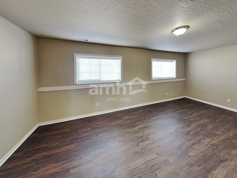 Building Photo - 482 W 465 S