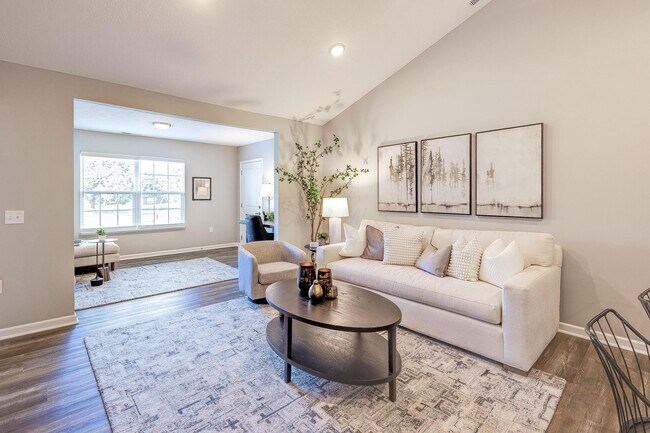 Building Photo - 25 Glade Lp