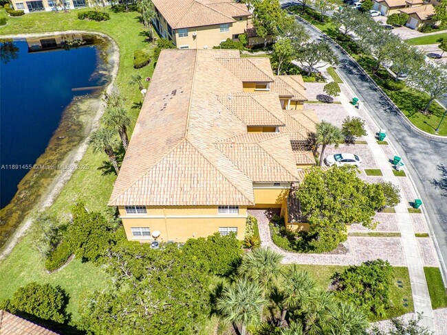 Building Photo - 8231 NW 127th Ln
