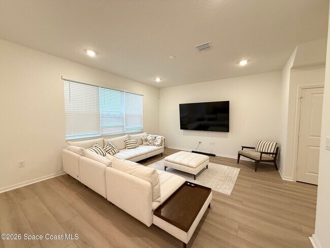 Building Photo - 3749 Grappler Cir SE