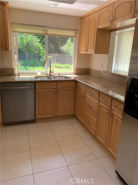 Building Photo - 4106 Los Padres Dr