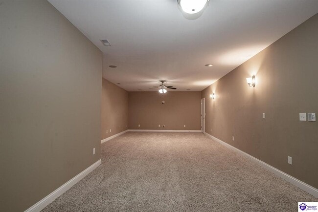 Building Photo - 120 Calumet Loop