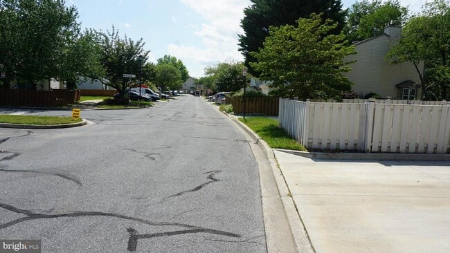 Building Photo - 841 Waterford Dr