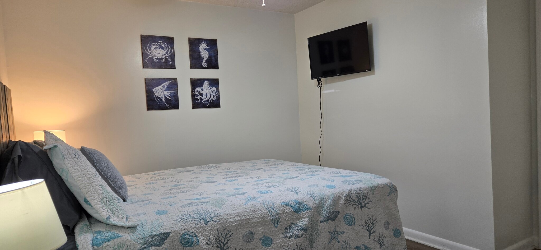 Bedroom 2 - 72 E Grand Ave