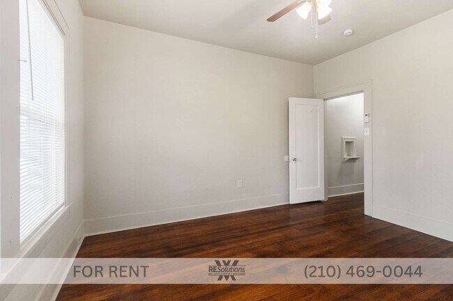 Building Photo - 1618 W Kings Hwy