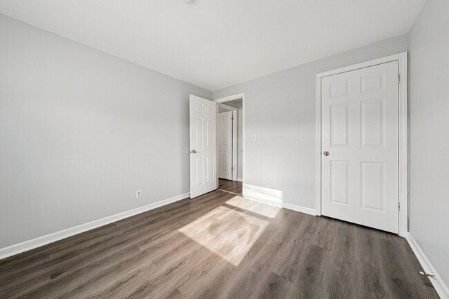Floorplan - Manhattan Square