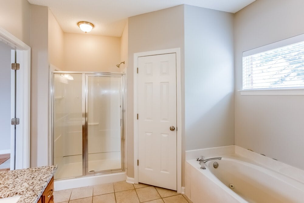 Building Photo - 9186 Tahoe Dr