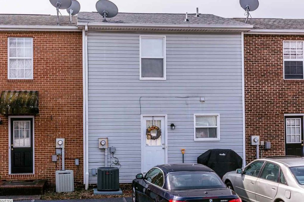 Building Photo - 1246 Goldfinch Dr