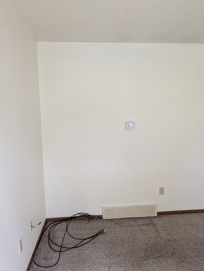 Building Photo - Third St Duplex