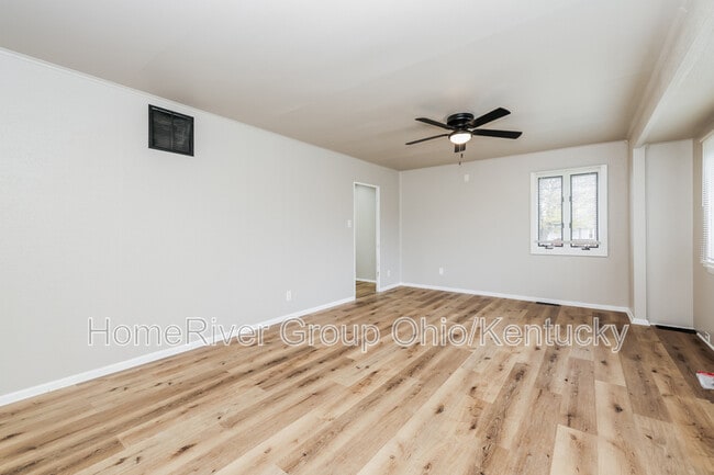 Building Photo - 2981 Kerwood Dr