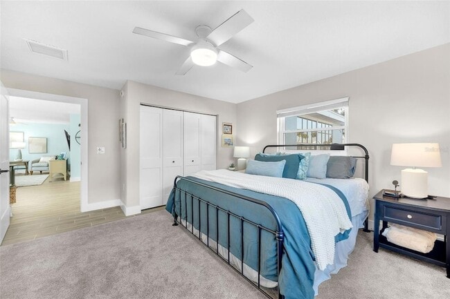 Building Photo - 1015 Spindle Palm Way