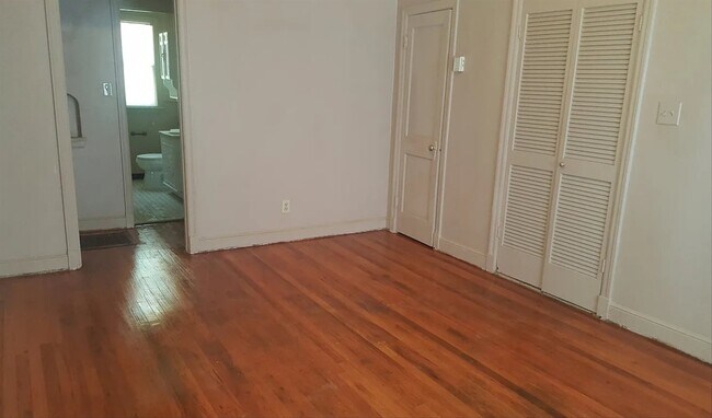 Building Photo - 3754 Rockwood Avenue