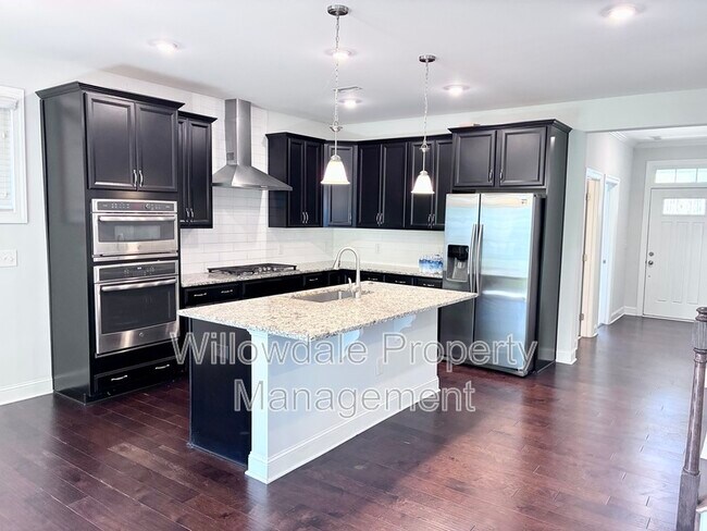 Building Photo - 1309 Little Hills Dr