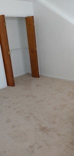 Building Photo - 2020 Elmhurst Ln