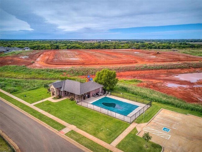 Building Photo - 8305 NW 163rd Ter