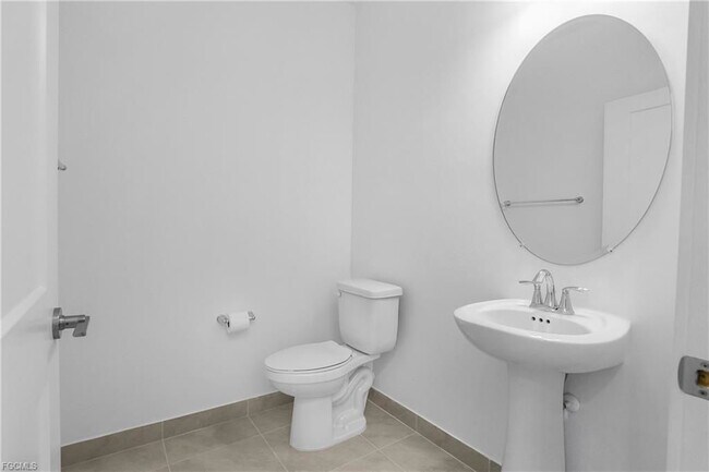 Building Photo - 26410 Coco Cay Cir