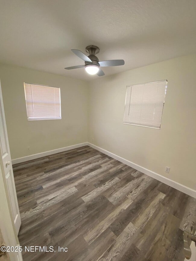 Building Photo - 7262 Kivler Dr
