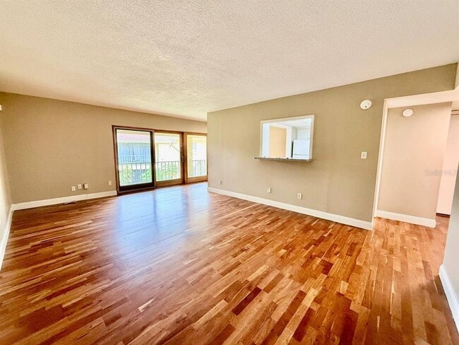 Building Photo - 7612 Camarina Calle