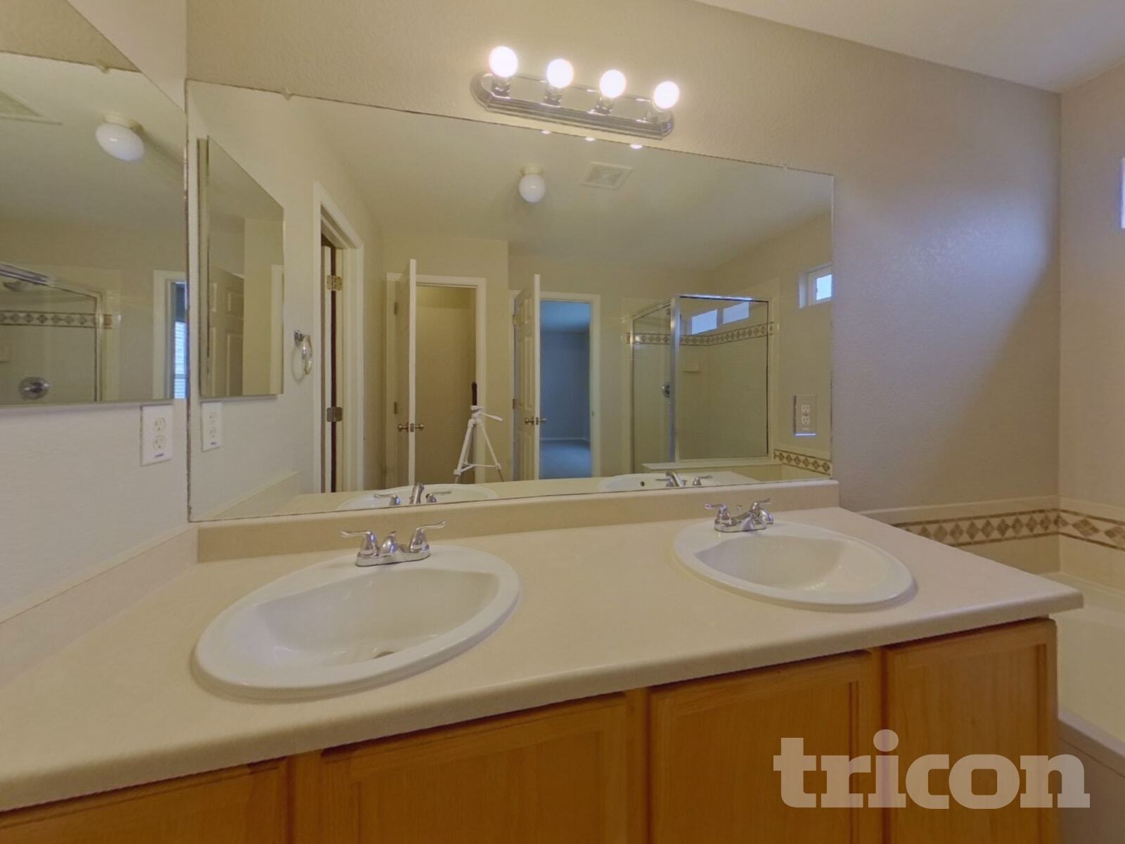 Building Photo - 15316 E 99th Pl