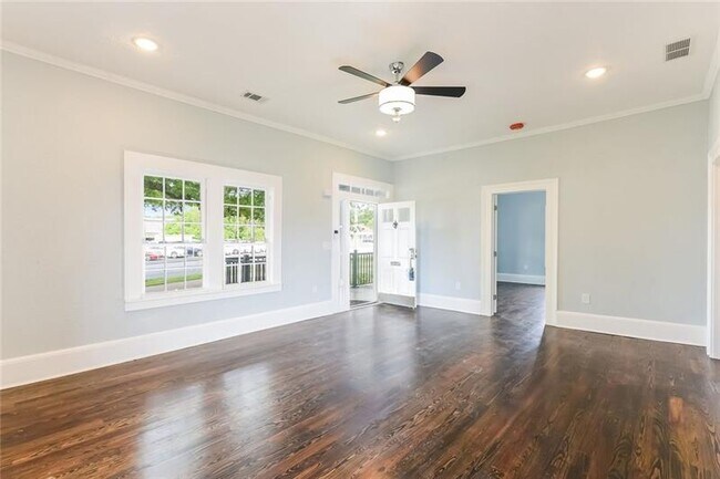 Building Photo - 443 S Atlanta St