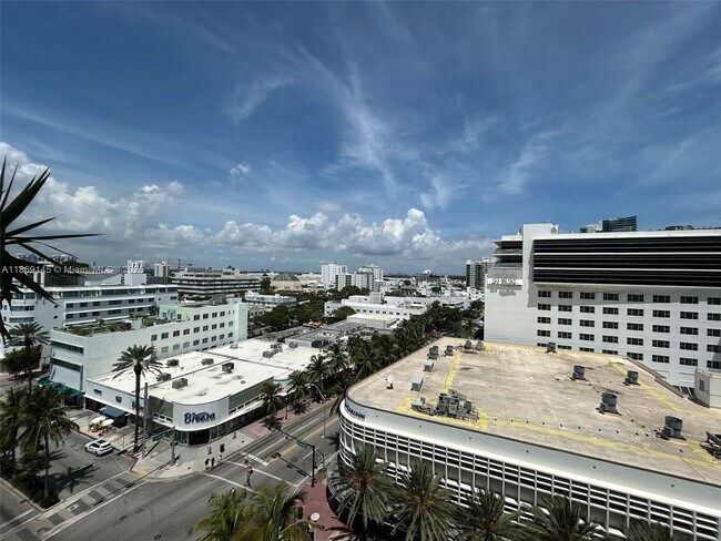Building Photo - 100 Lincoln Rd