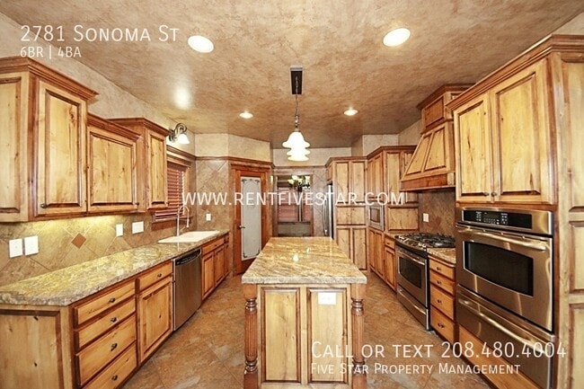 Building Photo - 2781 Sonoma St