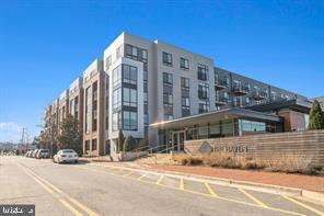 Building Photo - 145 Riverhaven Dr