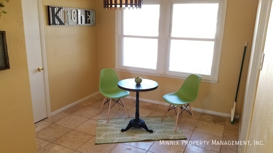 Building Photo - 3005 49th St