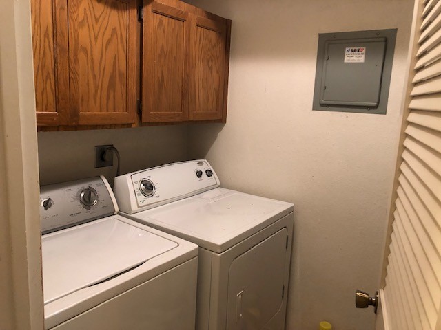 Washer & Dryer - 151 E 300 N