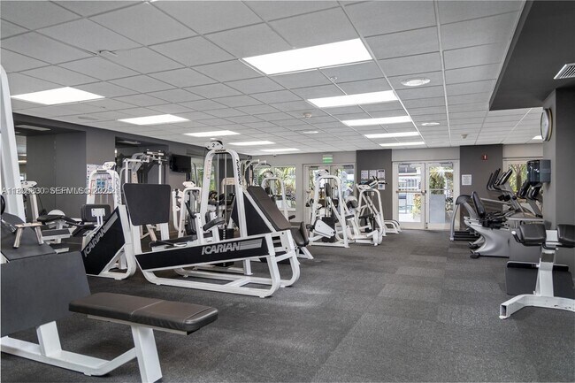 Building Photo - 185 SE 14th Terrace