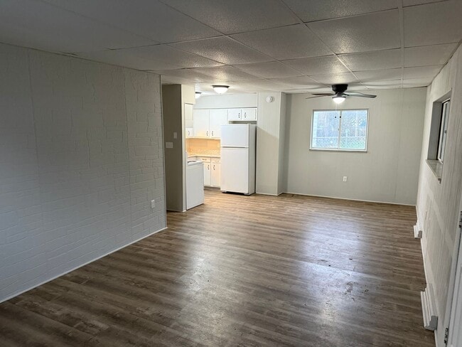 Building Photo - 2012 St Charles Ave