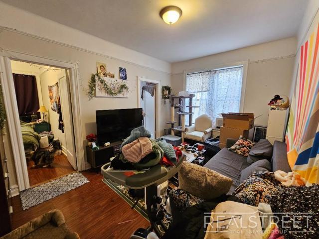 Primary Photo - 2 bedroom in BROOKLYN NY 11203