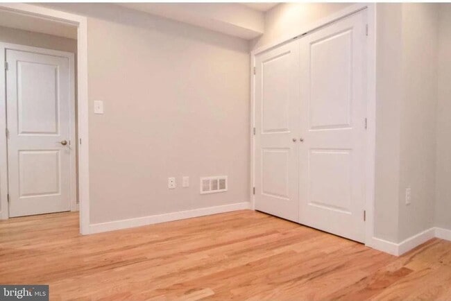 Building Photo - 1819 Ginnodo St