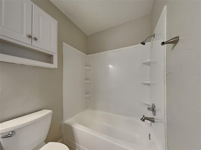 Building Photo - 751 Meadowcreek Ct