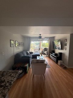 Building Photo - 2507 E 15th St