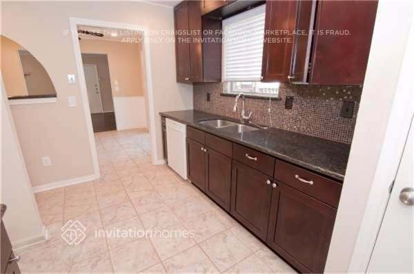 Building Photo - 3426 Bristlecone Trail