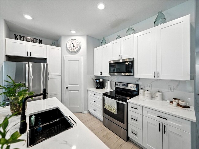 Building Photo - 149 Cascade Bend Dr