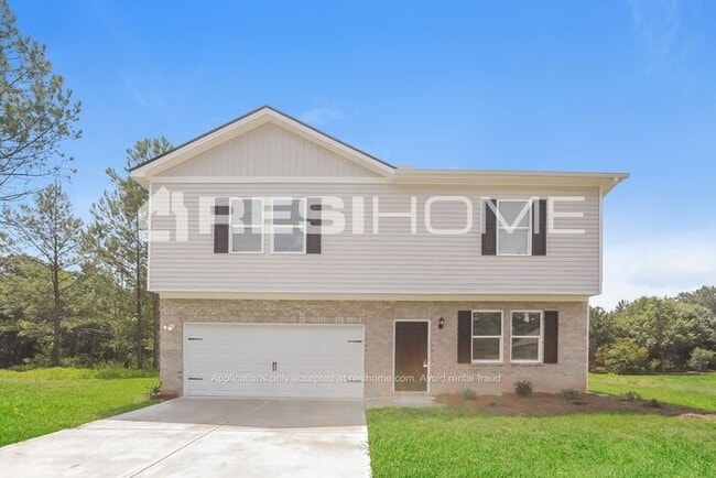 Building Photo - 200 Chimney Ridge Ln