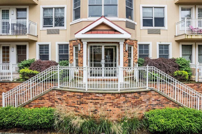 Building Photo - 30 CONSTITUTION Way