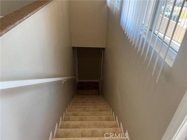 Building Photo - 8441 Oleander Ave