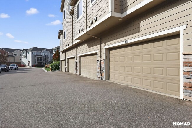 Building Photo - 11250 Florence St